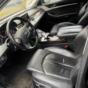 Samochód osobowy Audi A8