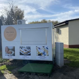 Pączkarnia plus przyczepa do sprzedaży Kruszewnia