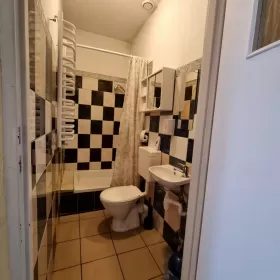 POKOJE DO WYNAJĘCIA