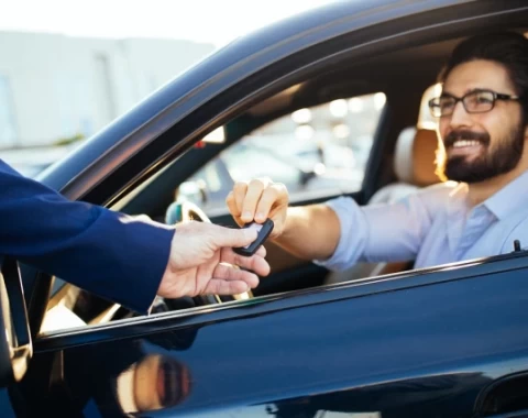 Na co zwrócić uwagę kupując używany samochód